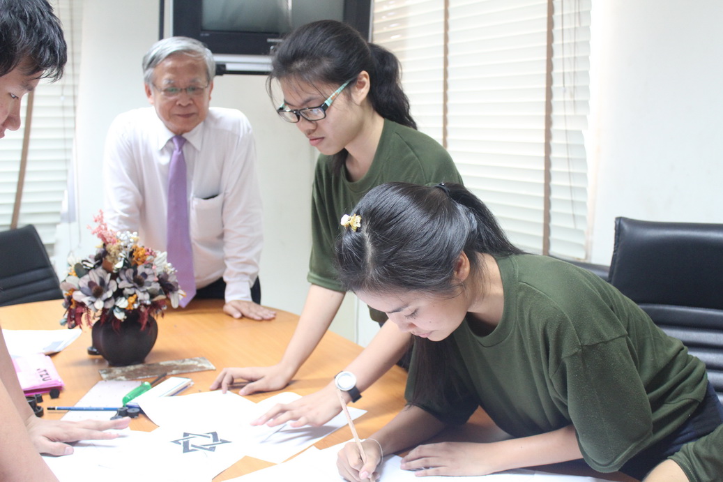 นักศึกษาคณะเทคโนโลยีอุตสาหกรรม รุ่นที่ 1 ปีการศึกษา 2558 — 7 สิงหาคม 2025 — สถาบันเทคโนโลยีจิตรลดา CDTI