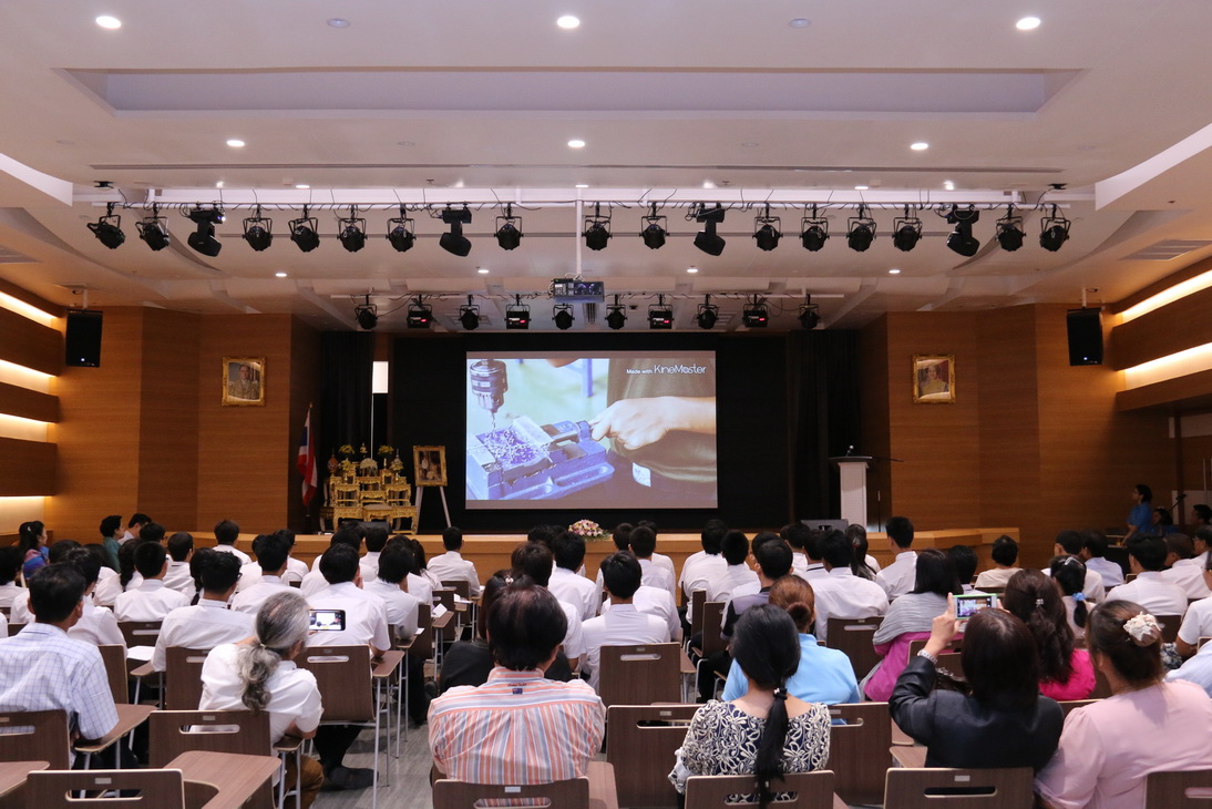 กิจกรรมวันปฐมนิเทศสำหรับนักศึกษาใหม่ คณะเทคโนโลยีอุตสาหกรรม ประจำปี 2558 — 28 มิถุนายน 2025 — สถาบันเทคโนโลยีจิตรลดา CDTI