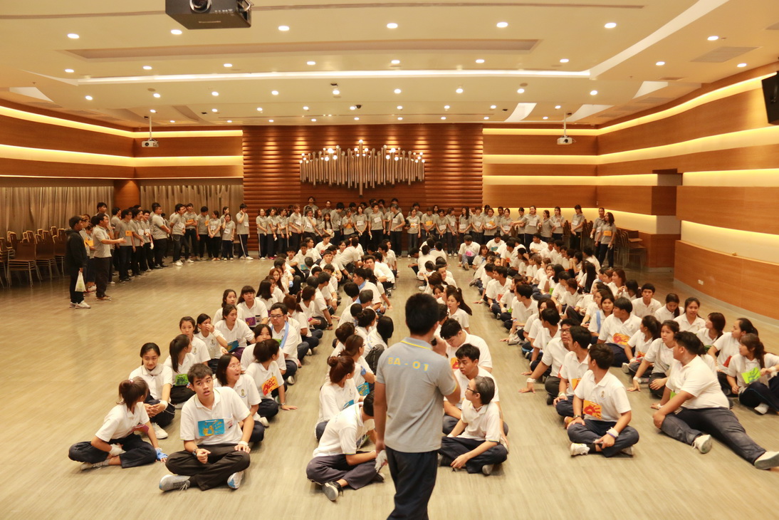 กิจกรรมต้อนรับน้องใหม่ ของนักศึกษาใหม่ปี 58 — 23 เมษายน 2025 — สถาบันเทคโนโลยีจิตรลดา CDTI