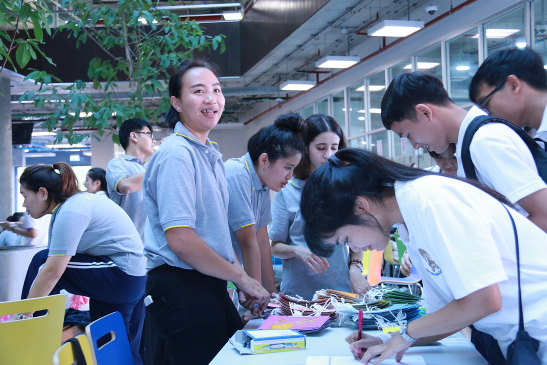 กิจกรรมต้อนรับน้องใหม่ ของนักศึกษาใหม่ปี 58 — 23 เมษายน 2025 — สถาบันเทคโนโลยีจิตรลดา CDTI