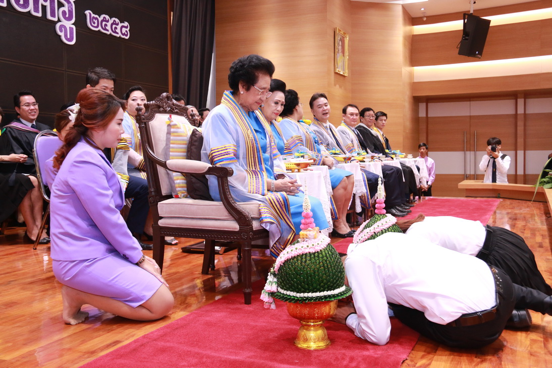 พิธีไหว้ครู ประจำปีการศึกษา ๒๕๕๘ วิทยาลัยเทคโนโลยีจิตรลดา — 1 พฤษภาคม 2025 — สถาบันเทคโนโลยีจิตรลดา CDTI