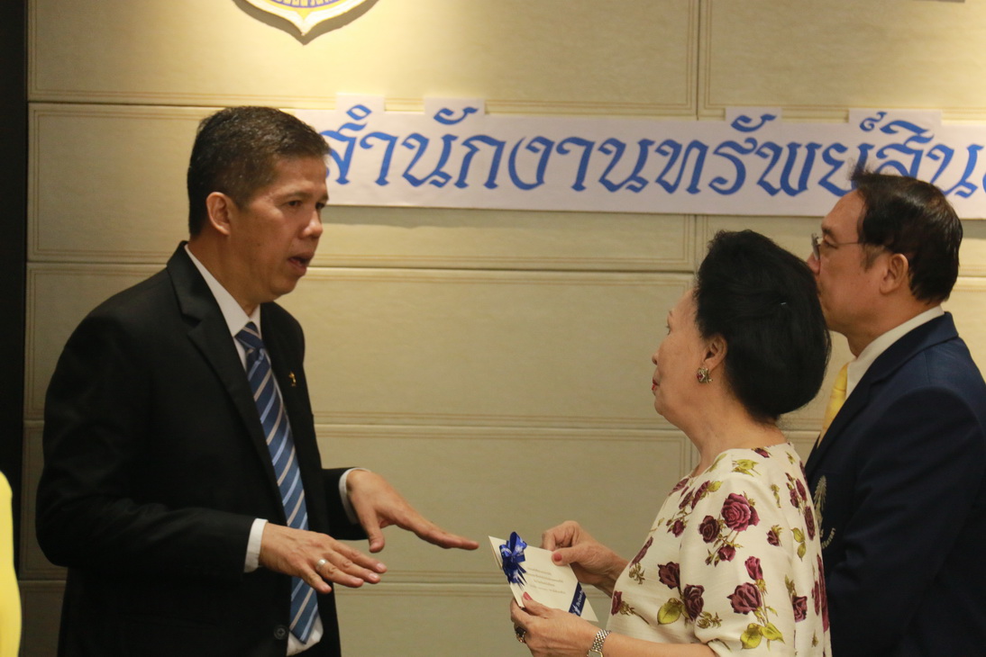 พิธีรับมอบทุนจากสำนักทรัพย์สินส่วนพระมหากษัตริย์ — 1 พฤษภาคม 2025 — สถาบันเทคโนโลยีจิตรลดา CDTI