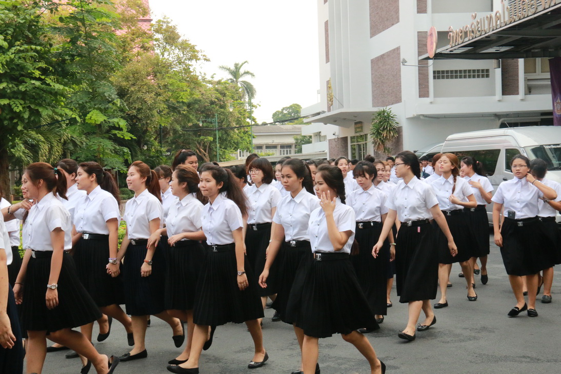 คณะอาจารย์ เจ้าหน้าที่ และนักศึกษาวิทยาลัยเทคโนโลยีจิตรลดา ร่วมพิธีวางพวงมาลาเนื่องในวันปิยมหาราช — 1 พฤษภาคม 2025 — สถาบันเทคโนโลยีจิตรลดา CDTI