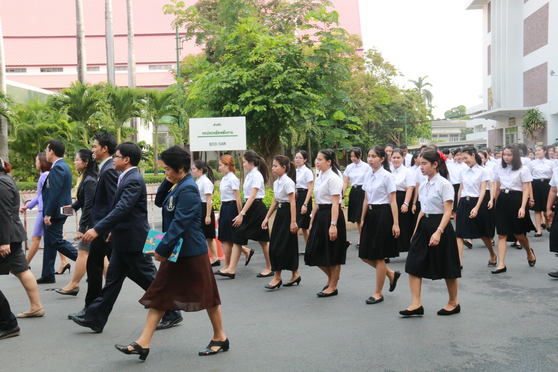 คณะอาจารย์ เจ้าหน้าที่ และนักศึกษาวิทยาลัยเทคโนโลยีจิตรลดา ร่วมพิธีวางพวงมาลาเนื่องในวันปิยมหาราช — 1 พฤษภาคม 2025 — สถาบันเทคโนโลยีจิตรลดา CDTI