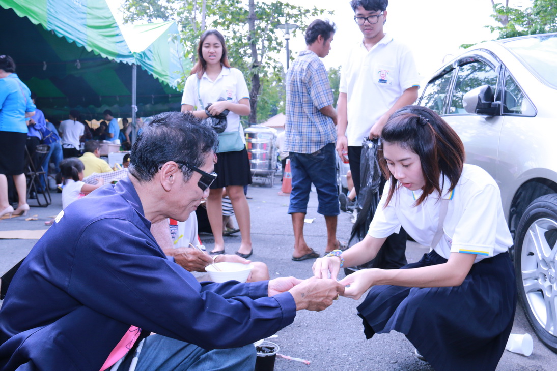 ประมวลภาพกิจกรรม "งานวันคลพิการ" เสาร์ที่ ๑๔ พฤศจิกายน ๒๕๕๘ ณ สวนอัมพร — 1 พฤษภาคม 2025 — สถาบันเทคโนโลยีจิตรลดา CDTI