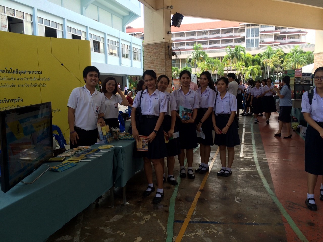 กิจกรรม"บนเส้นทางสู่ฝัน กับสถาบันดี๊ดี" โรงเรียนชลกันยานุกุล — 1 พฤษภาคม 2025 — สถาบันเทคโนโลยีจิตรลดา CDTI