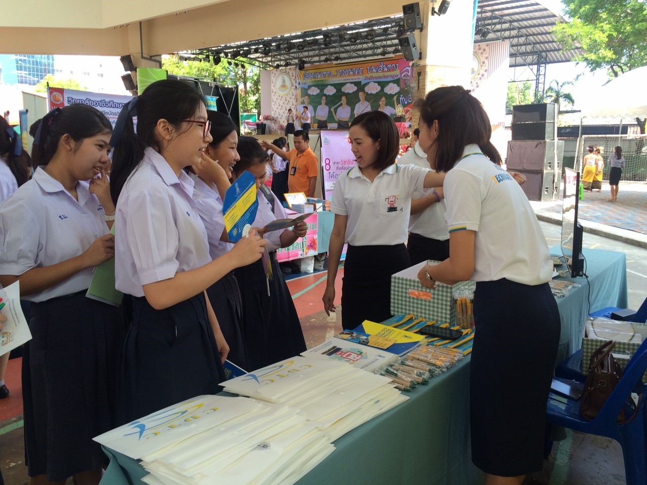 กิจกรรม"บนเส้นทางสู่ฝัน กับสถาบันดี๊ดี" โรงเรียนชลกันยานุกุล — 1 พฤษภาคม 2025 — สถาบันเทคโนโลยีจิตรลดา CDTI