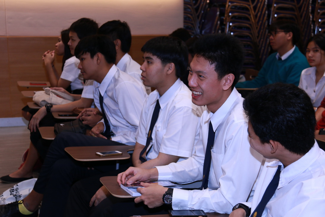 กิจกรรมการฟังบรรยาย ในหัวข้อ รู้ทันยาเสพติด โดย พลเรือตรี วศิน บำรุงชีพ — 1 พฤษภาคม 2025 — สถาบันเทคโนโลยีจิตรลดา CDTI
