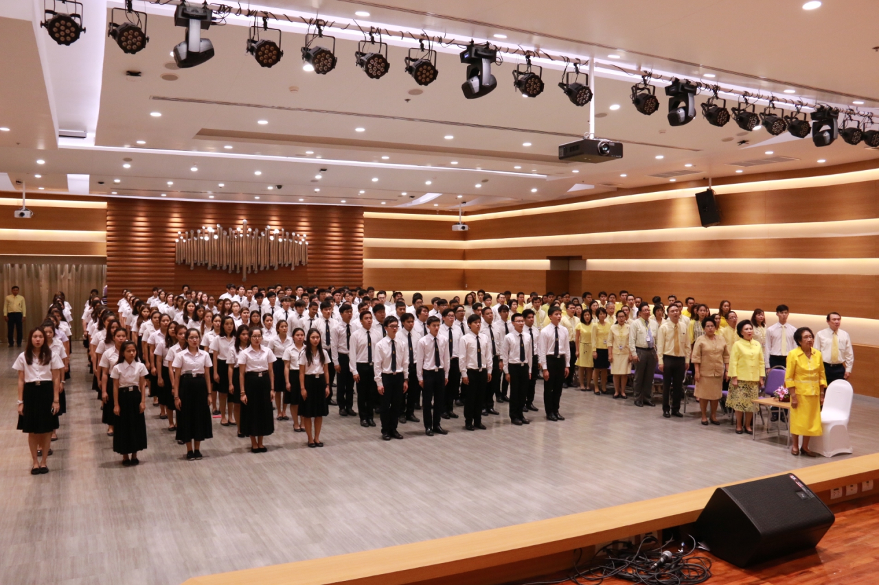 พิธีถวายพระพร พระบาทสมเด็จพระปรมินทรมหาภูมิพลอดุลยเดช เนื่องวันเฉลิมพระชนมพรรษา ๕ ธันวาคม ๒๕๕๘ — 1 พฤษภาคม 2025 — สถาบันเทคโนโลยีจิตรลดา CDTI
