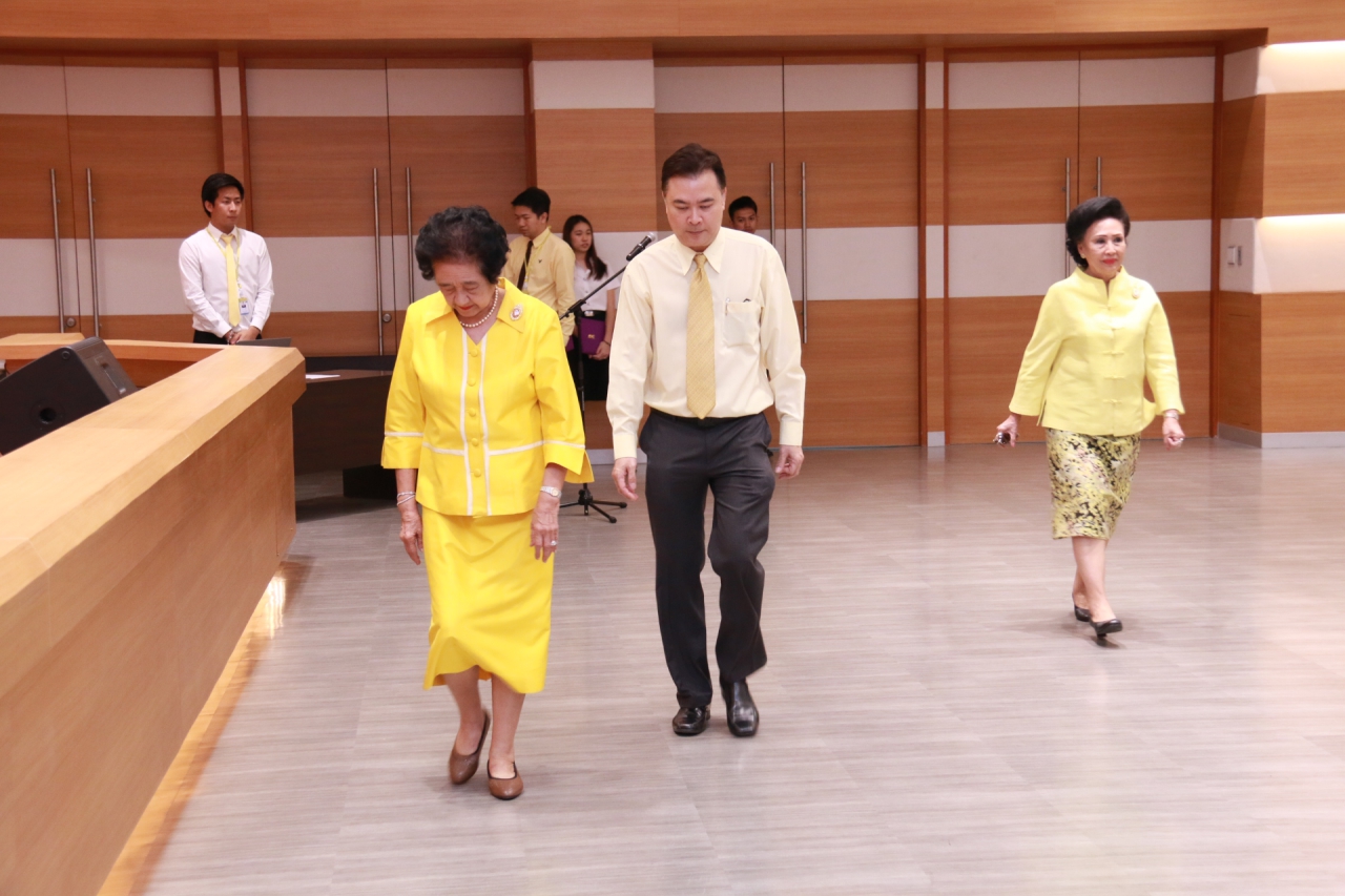 พิธีถวายพระพร พระบาทสมเด็จพระปรมินทรมหาภูมิพลอดุลยเดช เนื่องวันเฉลิมพระชนมพรรษา ๕ ธันวาคม ๒๕๕๘ — 1 พฤษภาคม 2025 — สถาบันเทคโนโลยีจิตรลดา CDTI