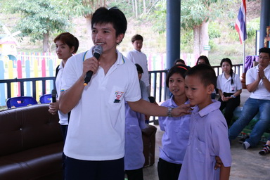 ประมวลภาพกิจกรรมจิตรอาสา ณ โรงเรียนตำรวจตระเวนชายแดนบ้านถ้ำหิน อำเภอสวนผึ่ง จังหวัดราชบุรี — 1 พฤษภาคม 2025 — สถาบันเทคโนโลยีจิตรลดา CDTI