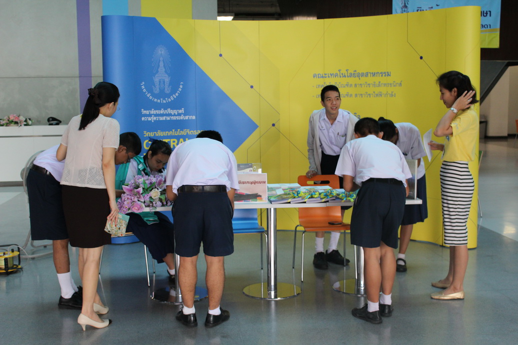 ประมวลภาพการสอบตรงเข้าศึกษาต่อในวิทยาลัยเทคโนโลยีจิตรลดา — 19 พฤษภาคม 2025 — สถาบันเทคโนโลยีจิตรลดา CDTI