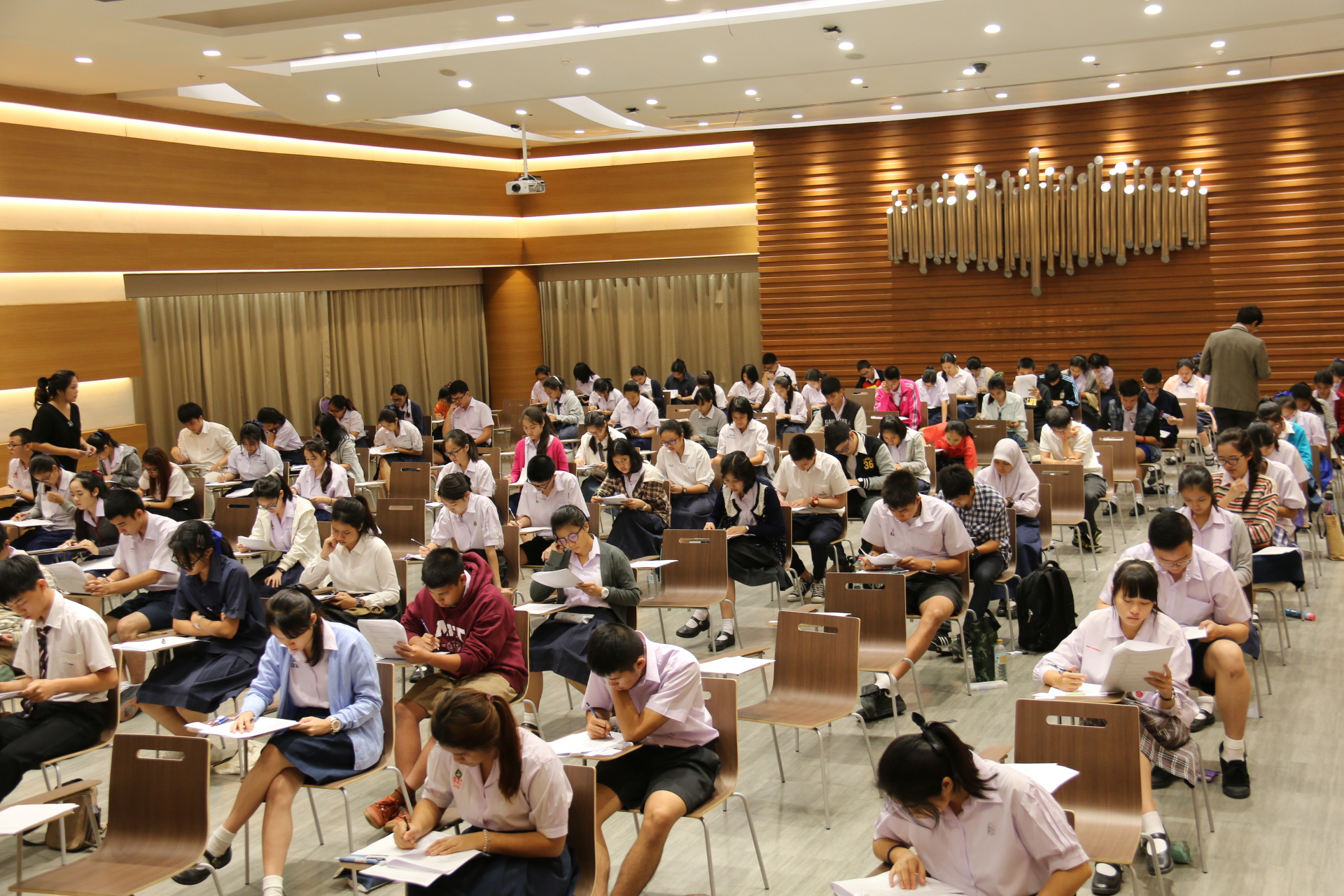 ประมวลภาพบรรยากาศการสอบชิงทุนการศึกษาต่อระดับปริญญาตรี ของ Kaplan Higher Education Academy In Singaporw — 1 พฤษภาคม 2025 — สถาบันเทคโนโลยีจิตรลดา CDTI