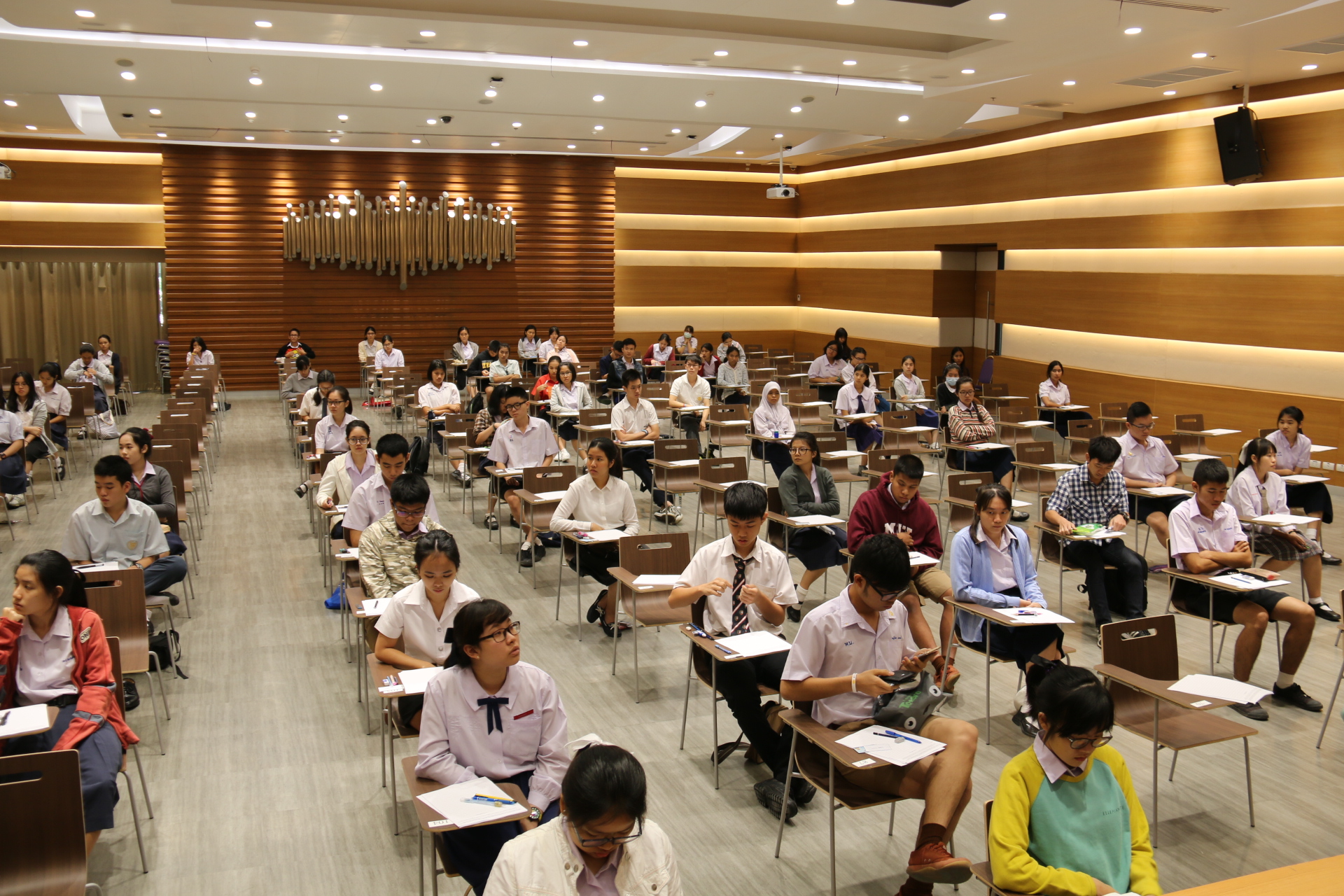 ประมวลภาพบรรยากาศการสอบชิงทุนการศึกษาต่อระดับปริญญาตรี ของ Kaplan Higher Education Academy In Singaporw — 1 พฤษภาคม 2025 — สถาบันเทคโนโลยีจิตรลดา CDTI