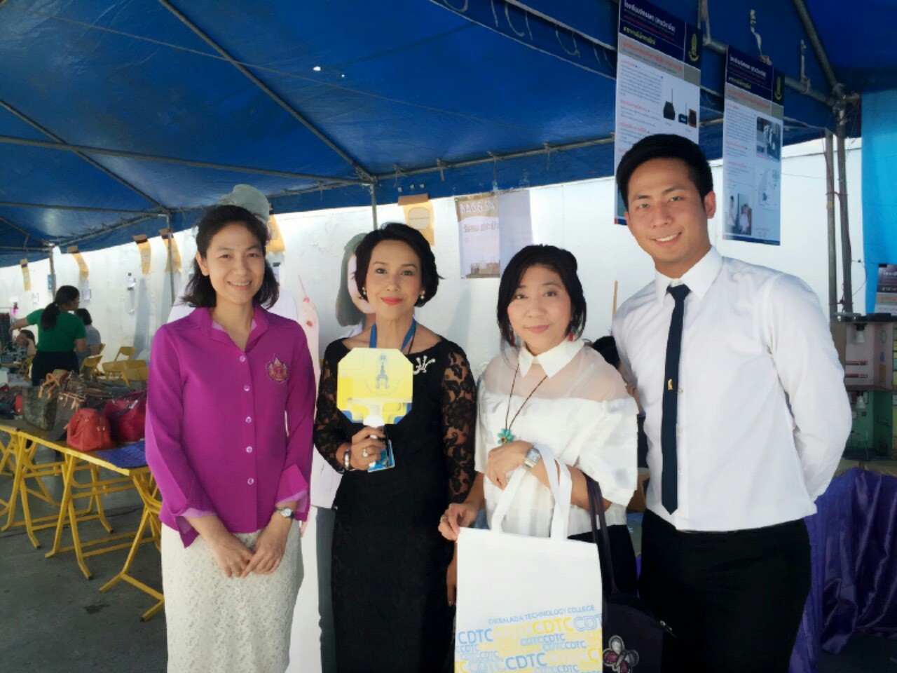 งานตลาดนัดไอเดีย ณ บริเวณอาคารมาลีนนท์ ทาวเวอร์ — 1 พฤษภาคม 2025 — สถาบันเทคโนโลยีจิตรลดา CDTI