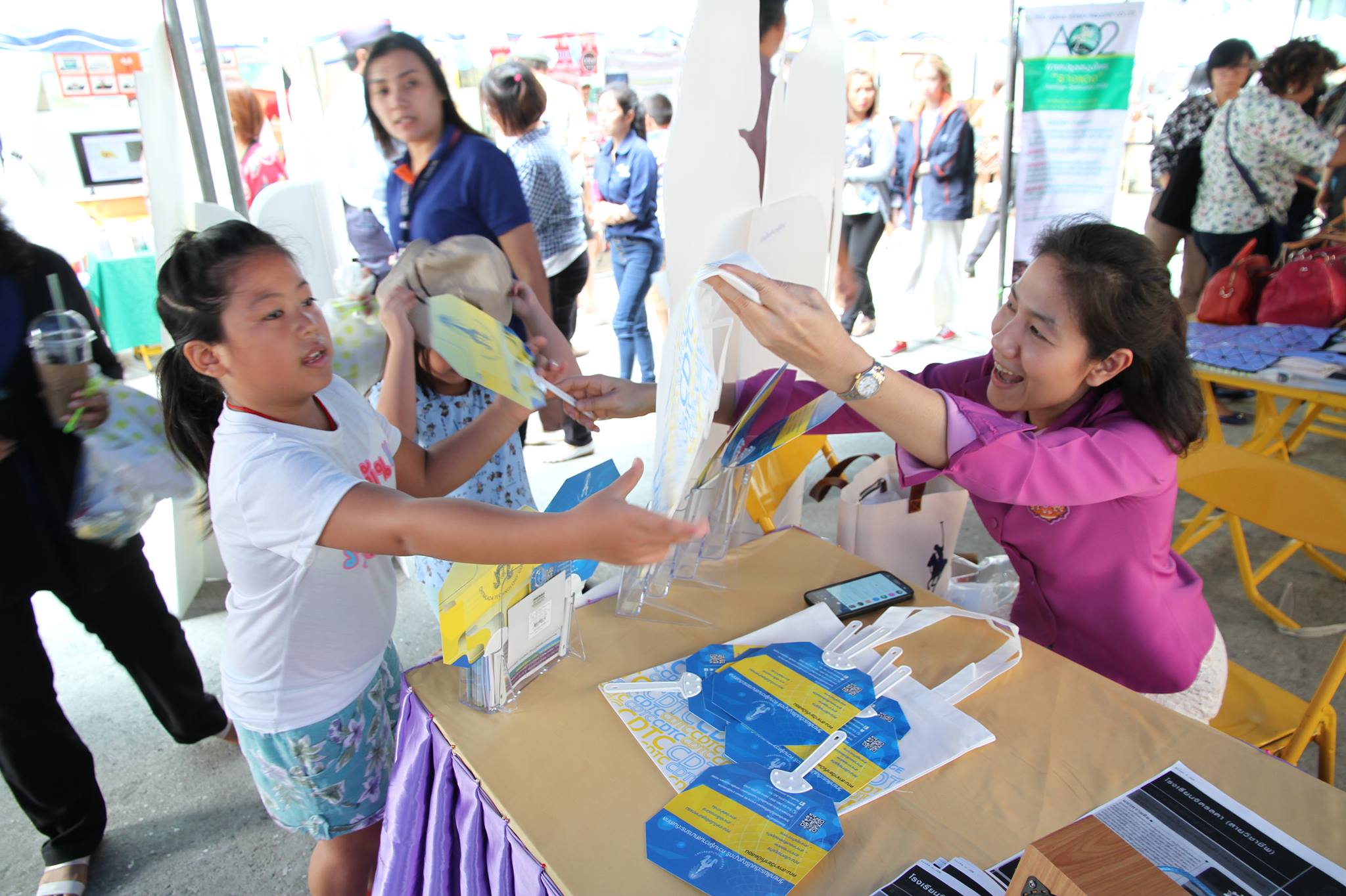 งานตลาดนัดไอเดีย ณ บริเวณอาคารมาลีนนท์ ทาวเวอร์ — 1 พฤษภาคม 2025 — สถาบันเทคโนโลยีจิตรลดา CDTI