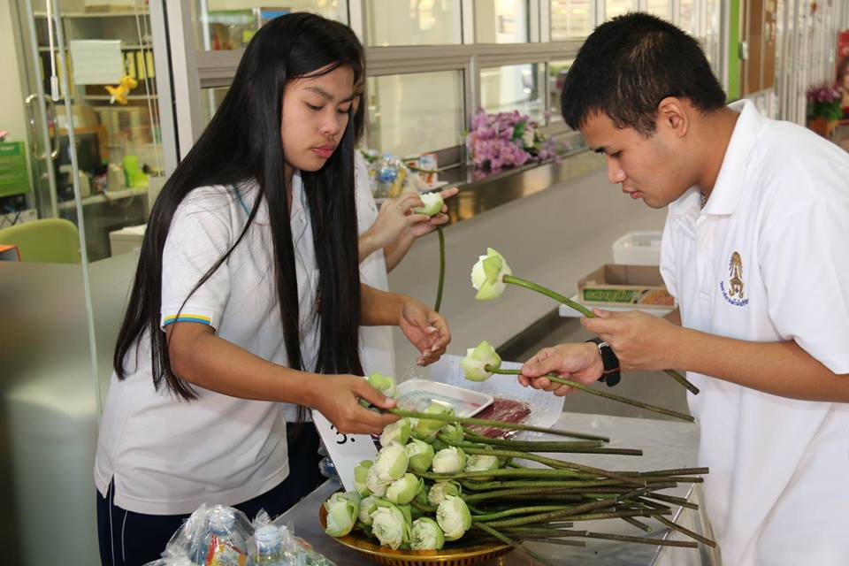 ตักบาตร ข้าวสาร อาหารแห้ง จตุปัจจัย เนื่องในวันมาฆบูชา วันที่ 19 กุมภาพันธ์ 2559 — 1 พฤษภาคม 2025 — สถาบันเทคโนโลยีจิตรลดา CDTI