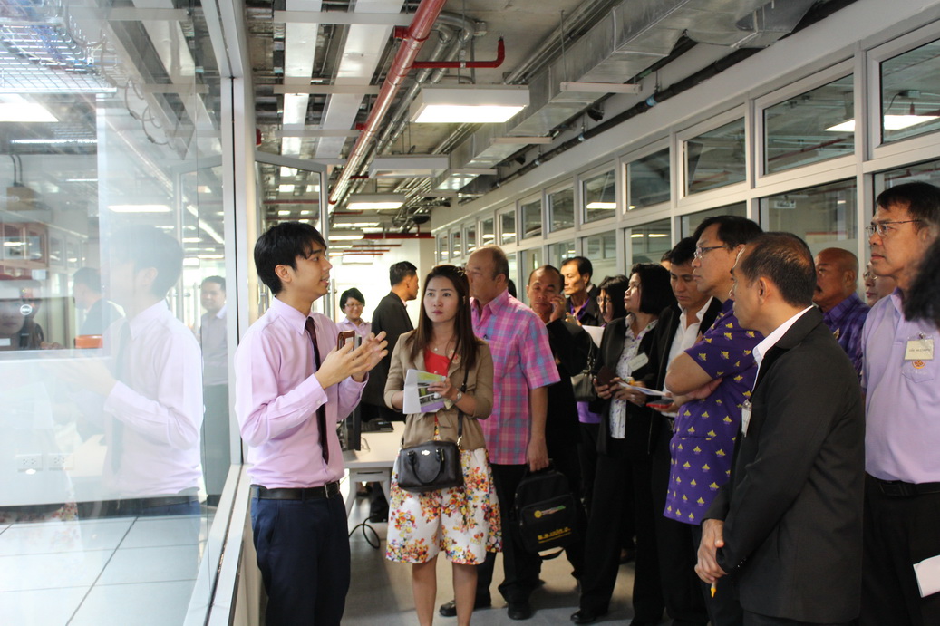 คณะผู้บริหารองค์กรปกครองส่วนท้องถิ่นในเขตพื้นที่ปทุมธานีมาเข้ามาศึกษาดูงาน — 1 พฤษภาคม 2025 — สถาบันเทคโนโลยีจิตรลดา CDTI