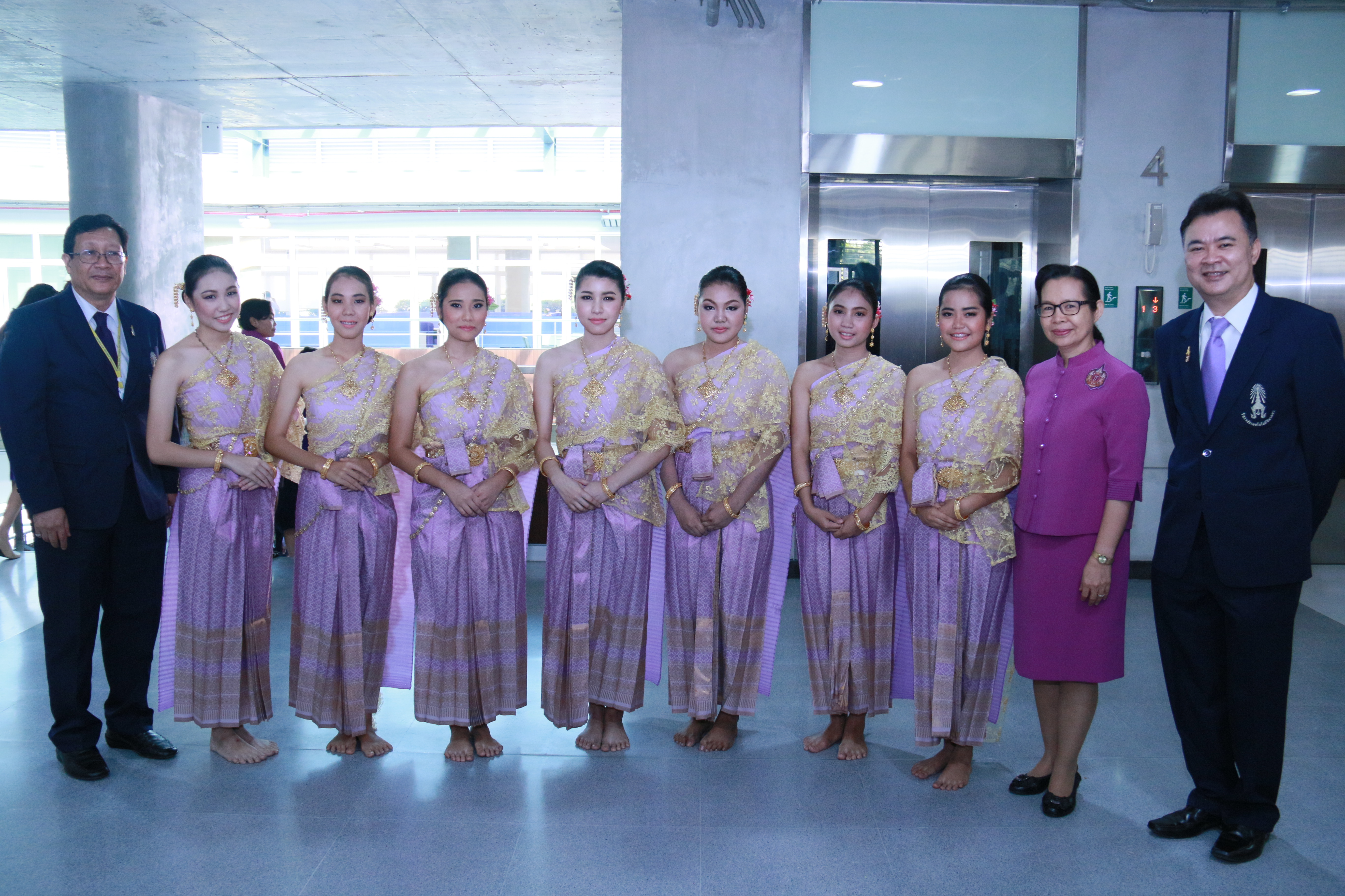 วันศุกร์ที่ 1 เมษายน 2559 พิธีถวายพระพรชัยมงคล สมเด็จพระเทพรัตนราชสุดาฯสยามบรมราชกุมารี — 1 พฤษภาคม 2025 — สถาบันเทคโนโลยีจิตรลดา CDTI