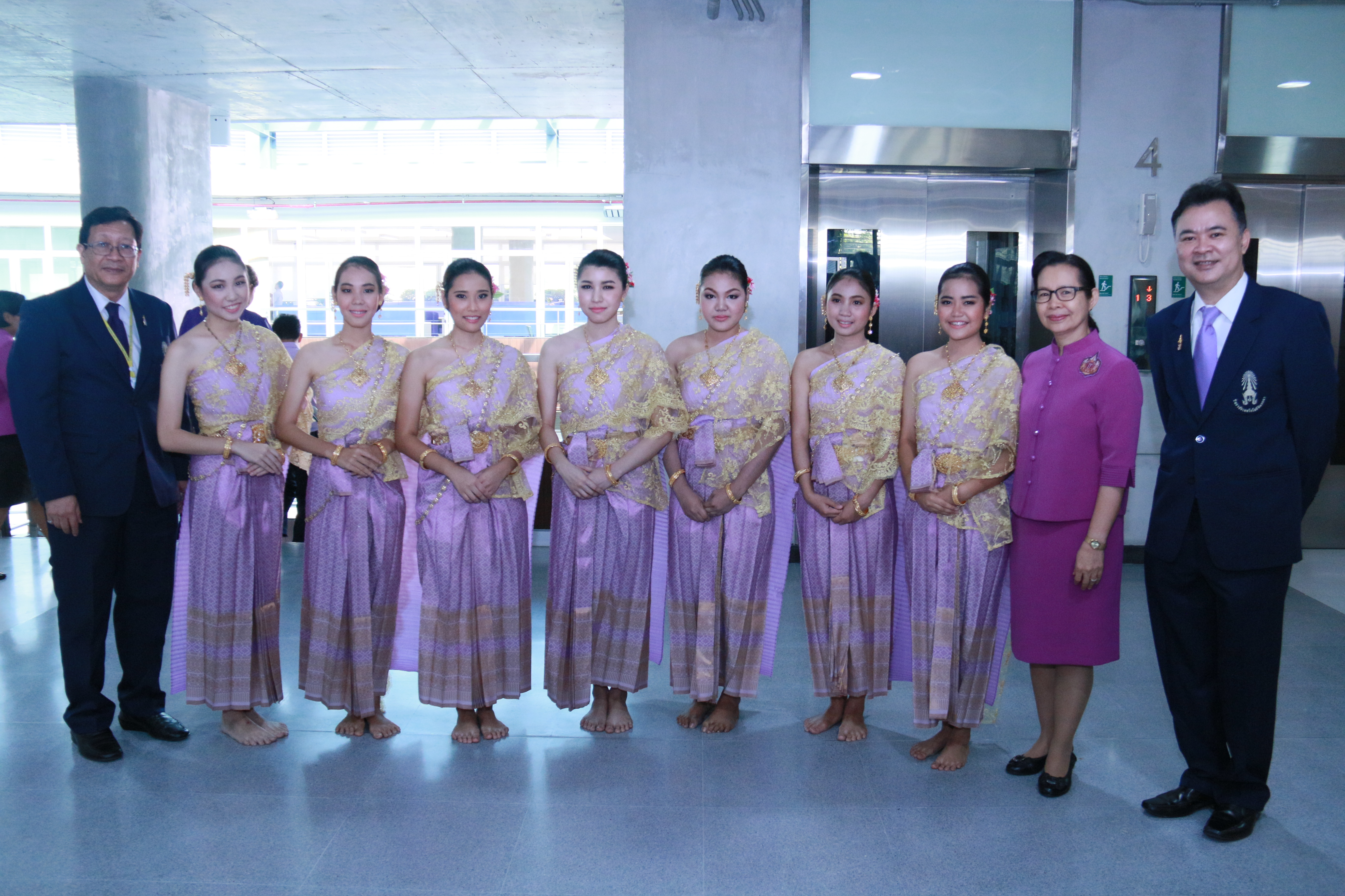 วันศุกร์ที่ 1 เมษายน 2559 พิธีถวายพระพรชัยมงคล สมเด็จพระเทพรัตนราชสุดาฯสยามบรมราชกุมารี — 1 พฤษภาคม 2025 — สถาบันเทคโนโลยีจิตรลดา CDTI