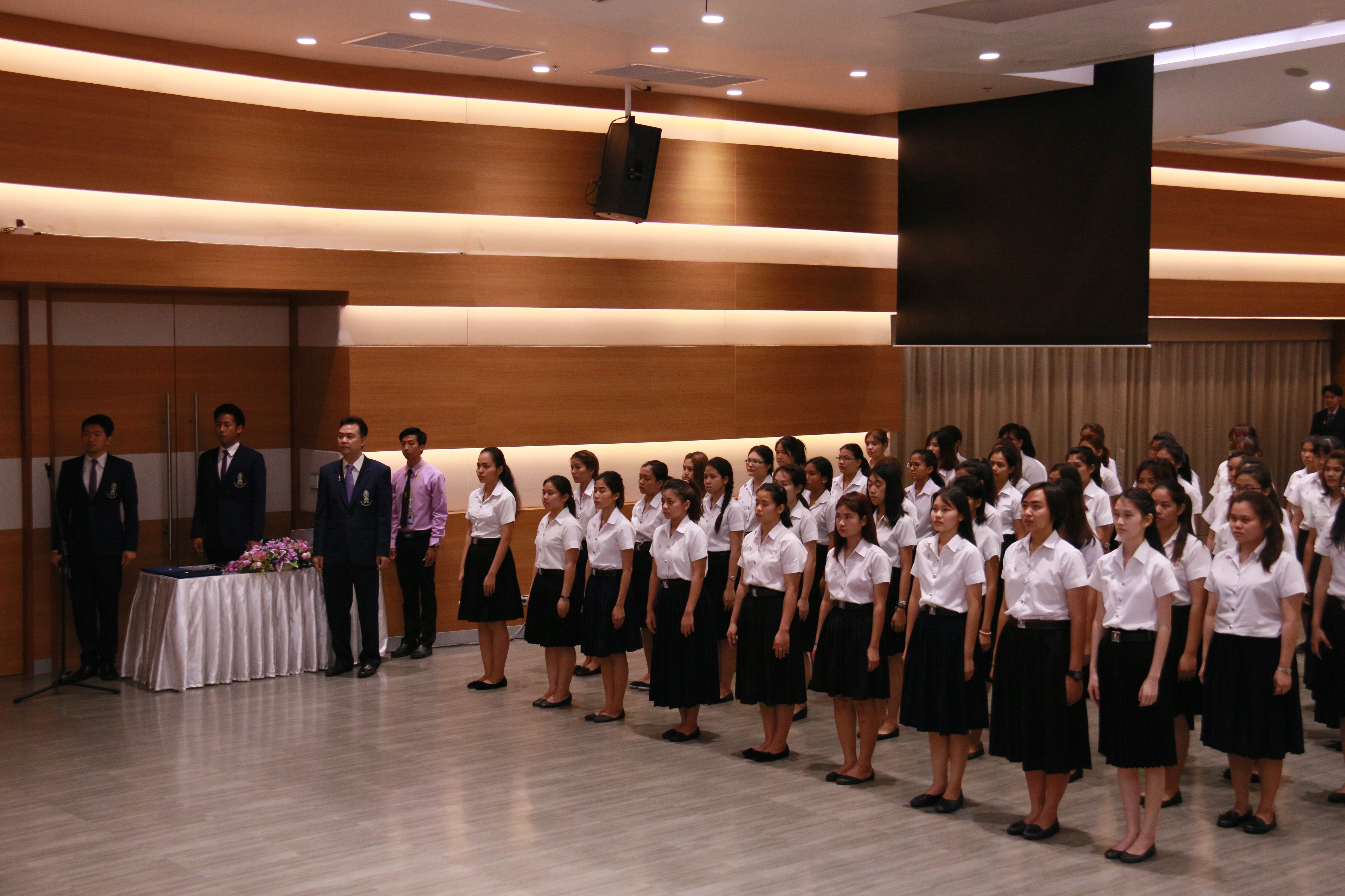 วันศุกร์ที่ 1 เมษายน 2559 พิธีถวายพระพรชัยมงคล สมเด็จพระเทพรัตนราชสุดาฯสยามบรมราชกุมารี — 1 พฤษภาคม 2025 — สถาบันเทคโนโลยีจิตรลดา CDTI