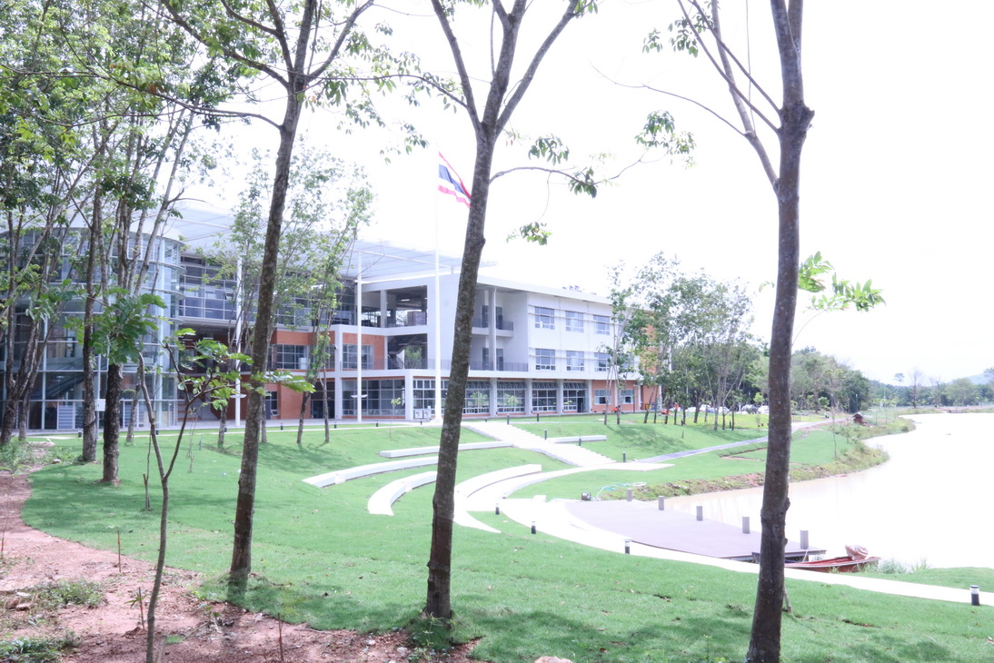 โครงการจัดตั้งสถาบันอุดมศึกษาและ โรงเรียนวิทยาศาสตร์ กลุ่ม ปตท. ณ จังหวัดระยอง — 18 พฤษภาคม 2025 — สถาบันเทคโนโลยีจิตรลดา CDTI