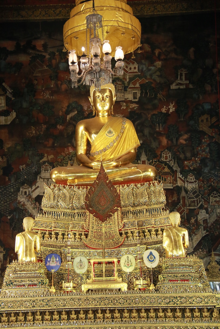 ทำบุญถวายเทียนพรรษาเนื่องในวันเข้าพรรษา — 2 พฤษภาคม 2025 — สถาบันเทคโนโลยีจิตรลดา CDTI