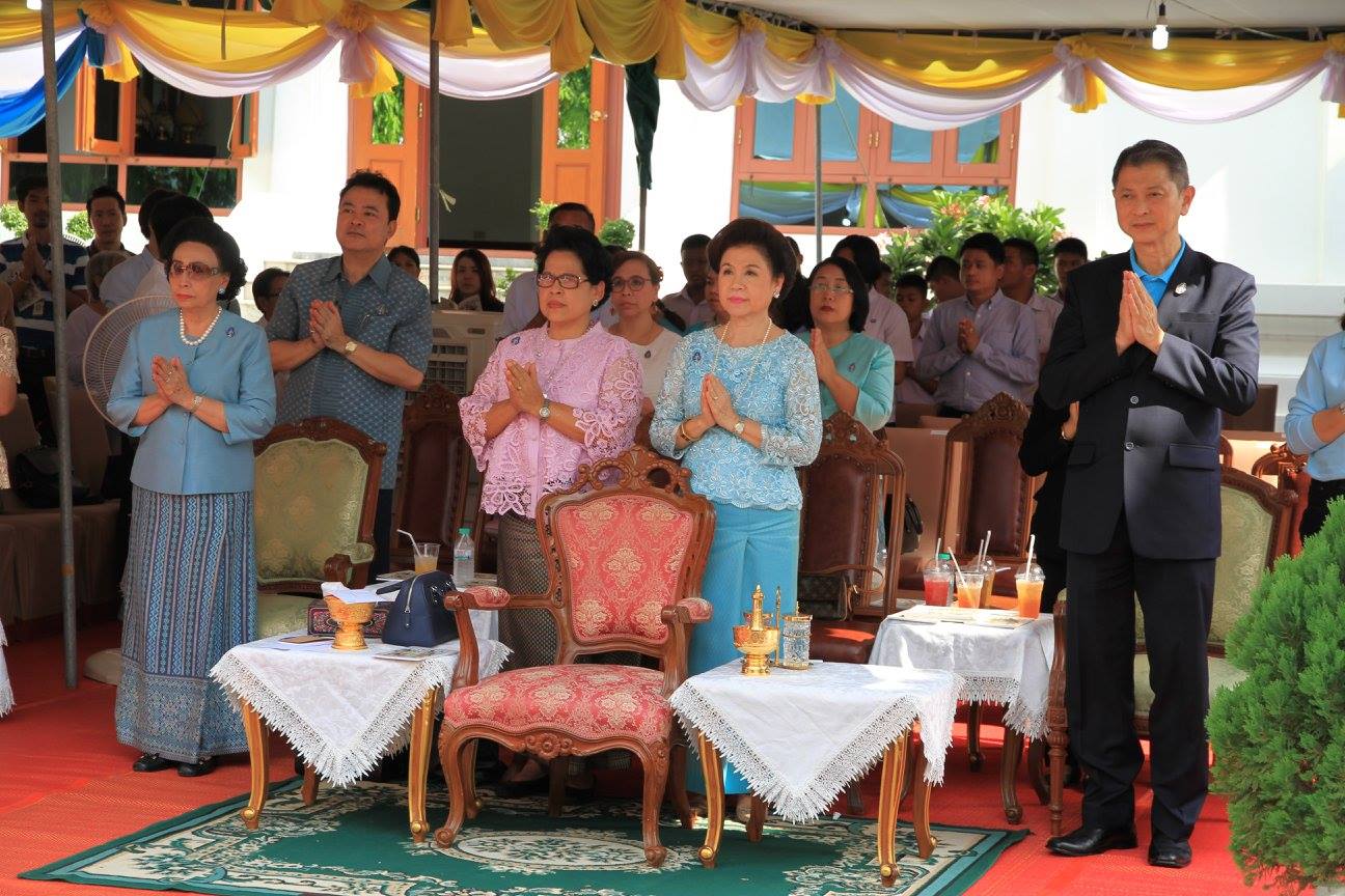 สวดมนต์ที่วัดปทุมวนารามราชวรวิหาร — 2 พฤษภาคม 2025 — สถาบันเทคโนโลยีจิตรลดา CDTI