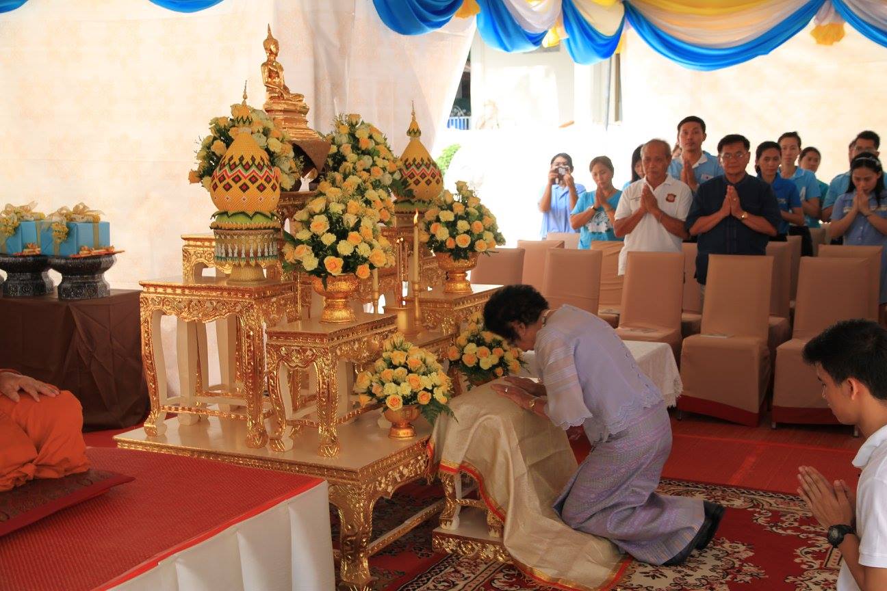 สวดมนต์ที่วัดปทุมวนารามราชวรวิหาร — 2 พฤษภาคม 2025 — สถาบันเทคโนโลยีจิตรลดา CDTI