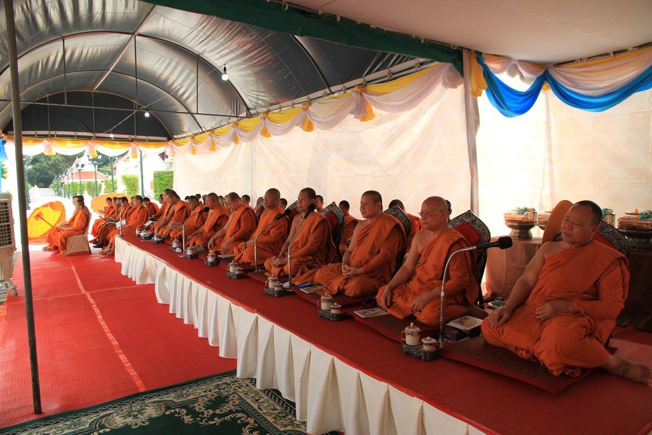 สวดมนต์ที่วัดปทุมวนารามราชวรวิหาร — 2 พฤษภาคม 2025 — สถาบันเทคโนโลยีจิตรลดา CDTI
