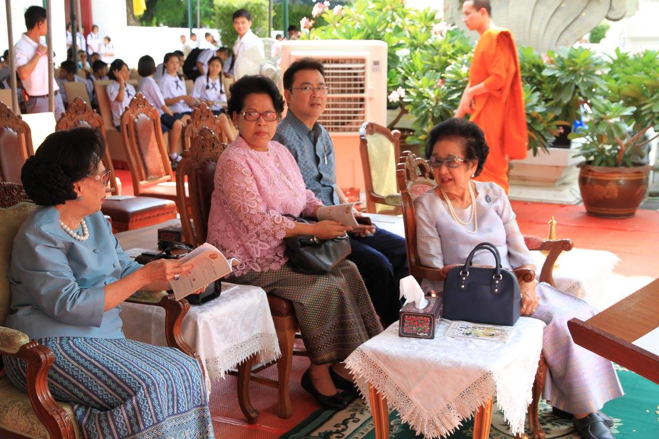 สวดมนต์ที่วัดปทุมวนารามราชวรวิหาร — 2 พฤษภาคม 2025 — สถาบันเทคโนโลยีจิตรลดา CDTI