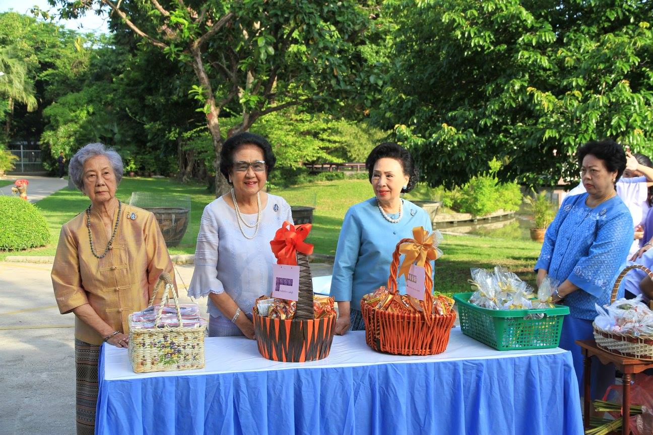 พิธีทำบุญตักบาตร — 2 พฤษภาคม 2025 — สถาบันเทคโนโลยีจิตรลดา CDTI