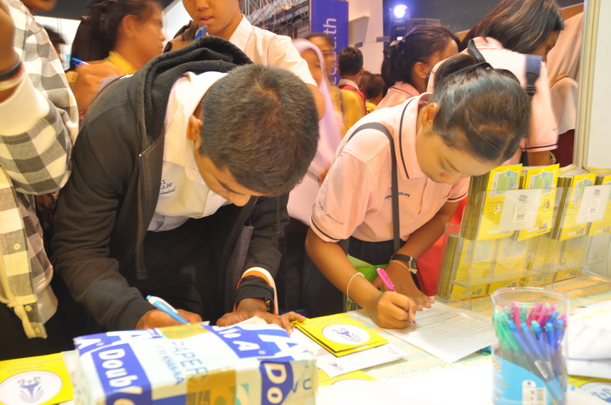 ตลาดนัดหลักสูตรอุดมศึกษา ครั้งที่ ๒๐ — 2 พฤษภาคม 2025 — สถาบันเทคโนโลยีจิตรลดา CDTI