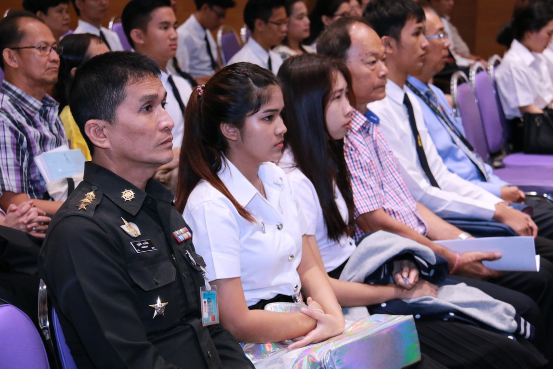 พิธีปฐมนิเทศและกิจกรรมแรกพบนักศึกษาใหม่ ประจำปีการศึกษา ๒๕๕๙ — 2 พฤษภาคม 2025 — สถาบันเทคโนโลยีจิตรลดา CDTI