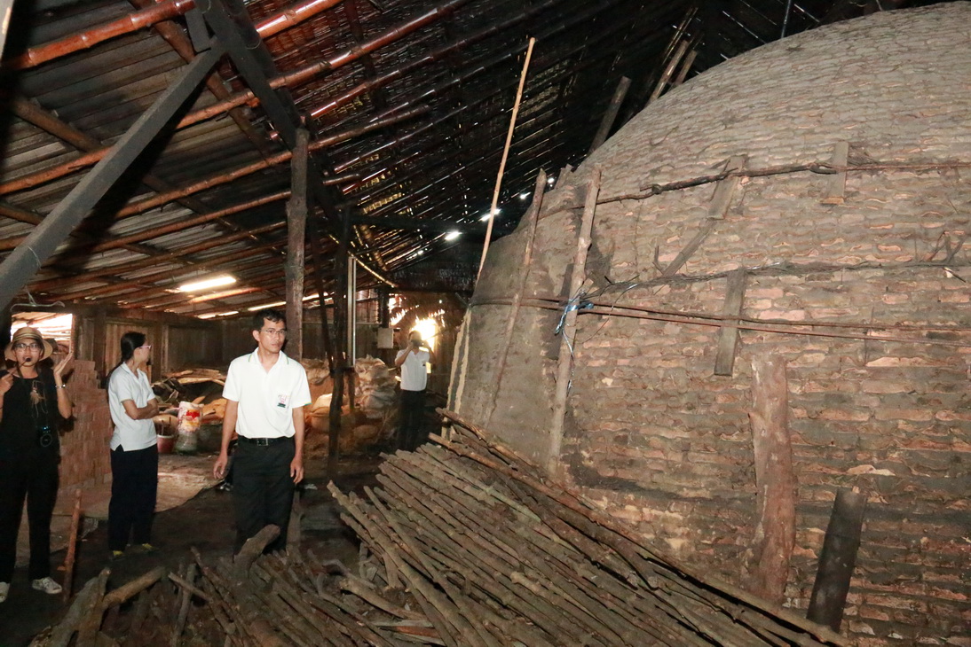 ปลูกป่าชายเลน ชุมชนคลองโคน จังหวัดสมุทรสงคราม — 25 เมษายน 2025 — สถาบันเทคโนโลยีจิตรลดา CDTI