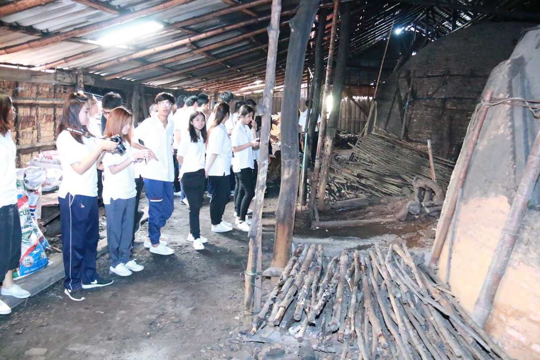 ปลูกป่าชายเลน ชุมชนคลองโคน จังหวัดสมุทรสงคราม — 25 เมษายน 2025 — สถาบันเทคโนโลยีจิตรลดา CDTI