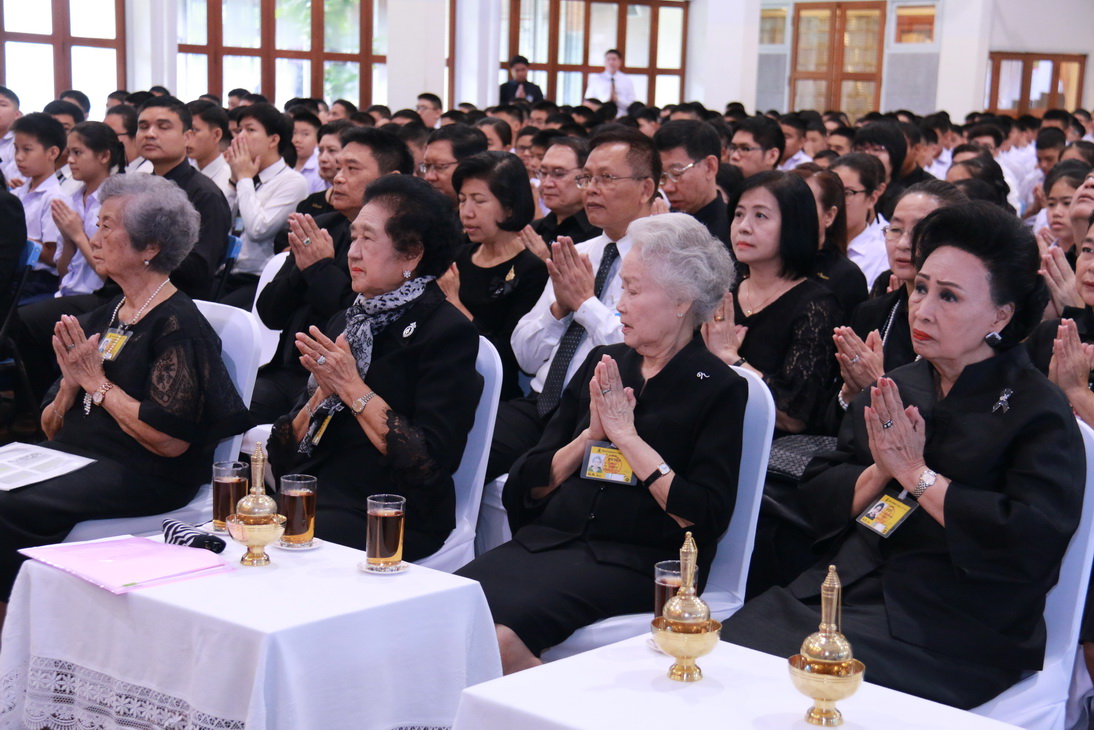 ทำบุญถวายสังฆทานเนื่องในโอกาสวันคล้ายวันเกิดโรงเรียนจิตรลดา — 13 พฤษภาคม 2025 — สถาบันเทคโนโลยีจิตรลดา CDTI