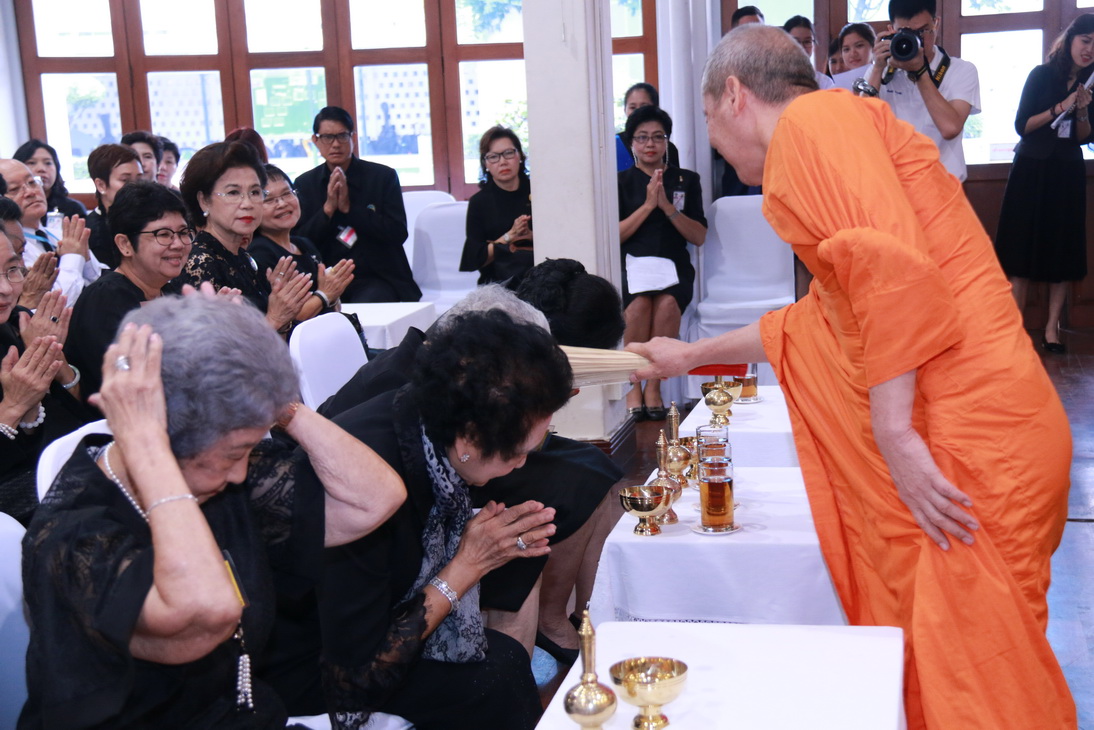 ทำบุญถวายสังฆทานเนื่องในโอกาสวันคล้ายวันเกิดโรงเรียนจิตรลดา — 13 พฤษภาคม 2025 — สถาบันเทคโนโลยีจิตรลดา CDTI
