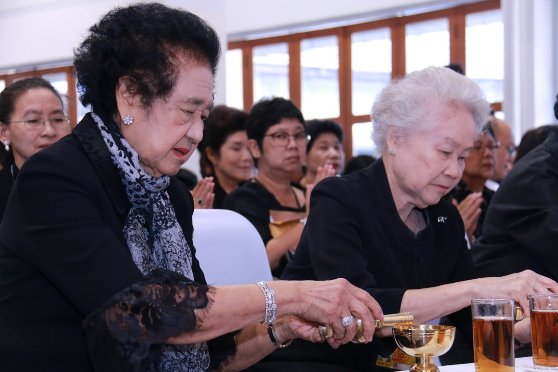 ทำบุญถวายสังฆทานเนื่องในโอกาสวันคล้ายวันเกิดโรงเรียนจิตรลดา — 13 พฤษภาคม 2025 — สถาบันเทคโนโลยีจิตรลดา CDTI