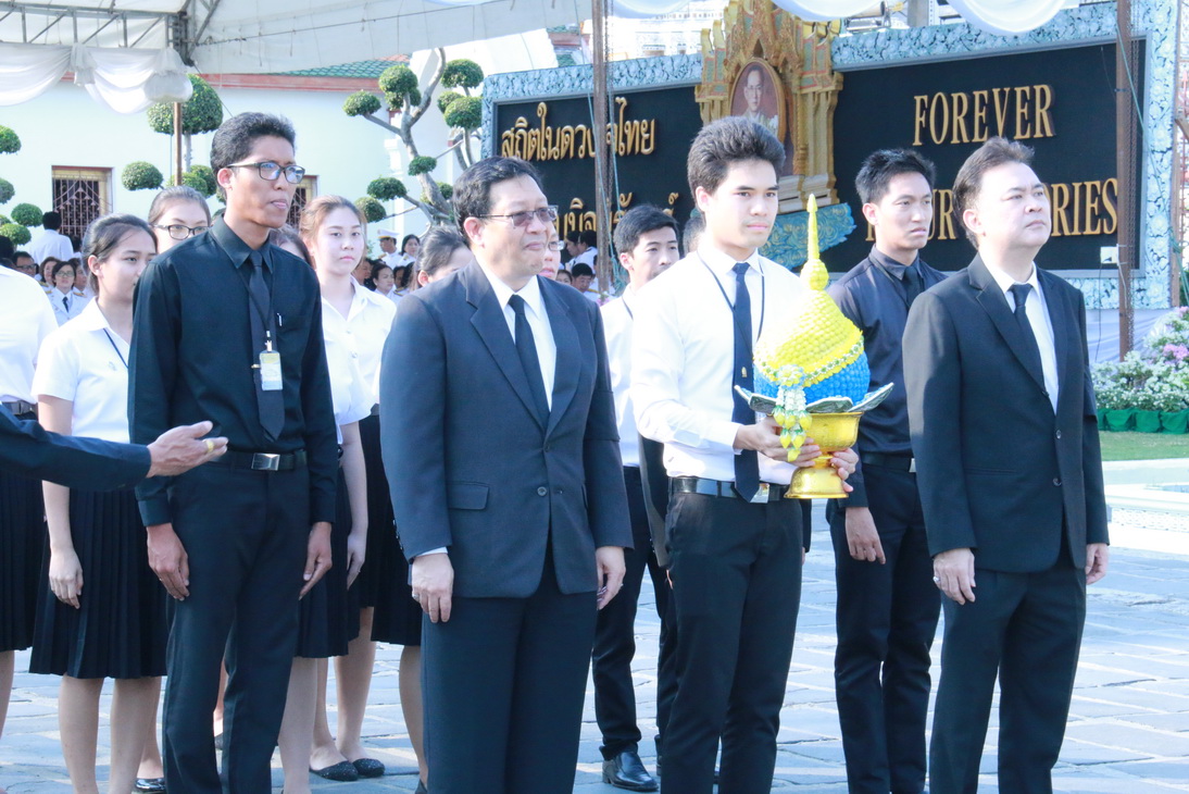 กิจกรรมวางพานพุ่มถวายราชสักการะพระบรมราชานุสาวรีย์ — 2 พฤษภาคม 2025 — สถาบันเทคโนโลยีจิตรลดา CDTI