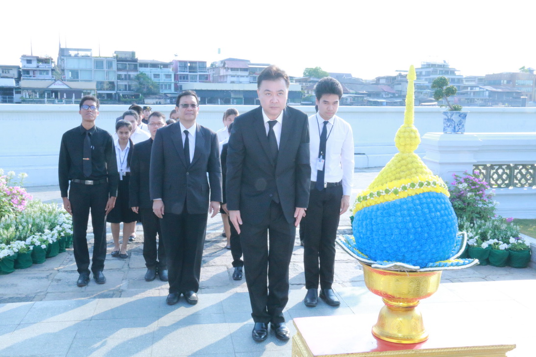 กิจกรรมวางพานพุ่มถวายราชสักการะพระบรมราชานุสาวรีย์ — 2 พฤษภาคม 2025 — สถาบันเทคโนโลยีจิตรลดา CDTI