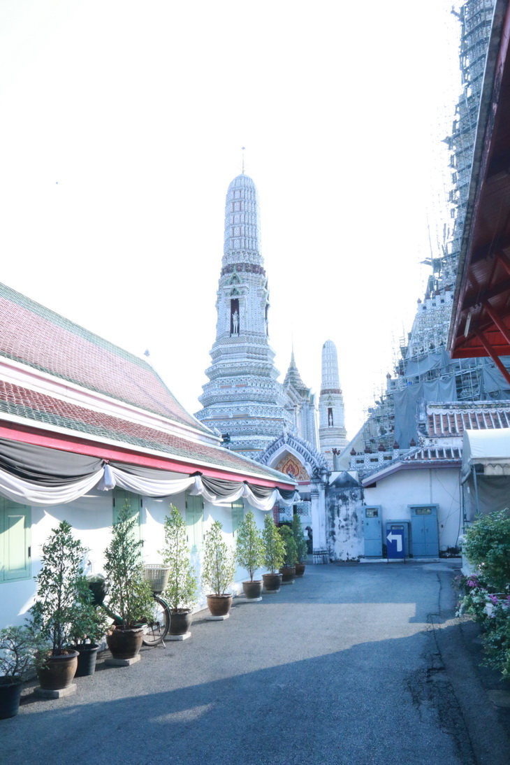 กิจกรรมวางพานพุ่มถวายราชสักการะพระบรมราชานุสาวรีย์ — 2 พฤษภาคม 2025 — สถาบันเทคโนโลยีจิตรลดา CDTI