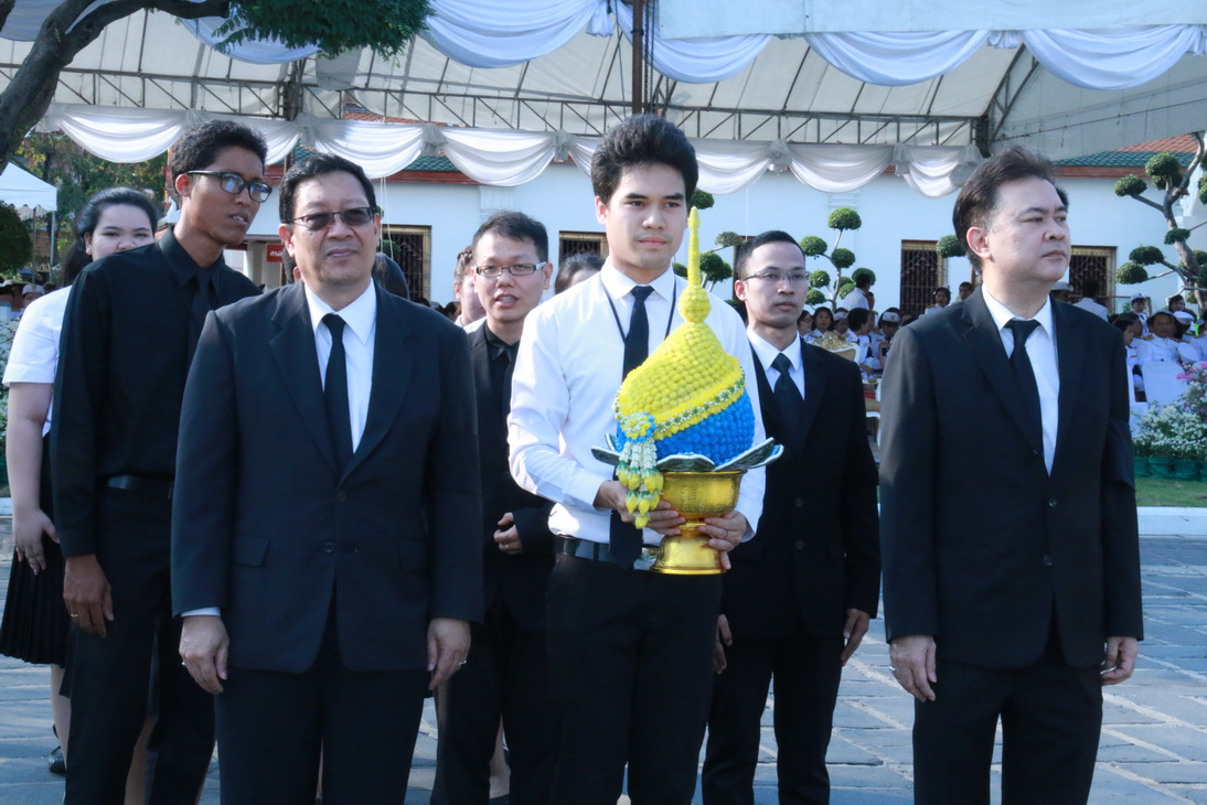 กิจกรรมวางพานพุ่มถวายราชสักการะพระบรมราชานุสาวรีย์ — 2 พฤษภาคม 2025 — สถาบันเทคโนโลยีจิตรลดา CDTI