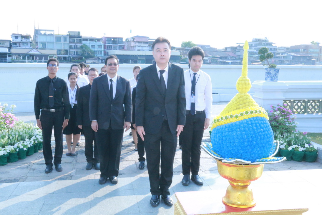 กิจกรรมวางพานพุ่มถวายราชสักการะพระบรมราชานุสาวรีย์ — 2 พฤษภาคม 2025 — สถาบันเทคโนโลยีจิตรลดา CDTI