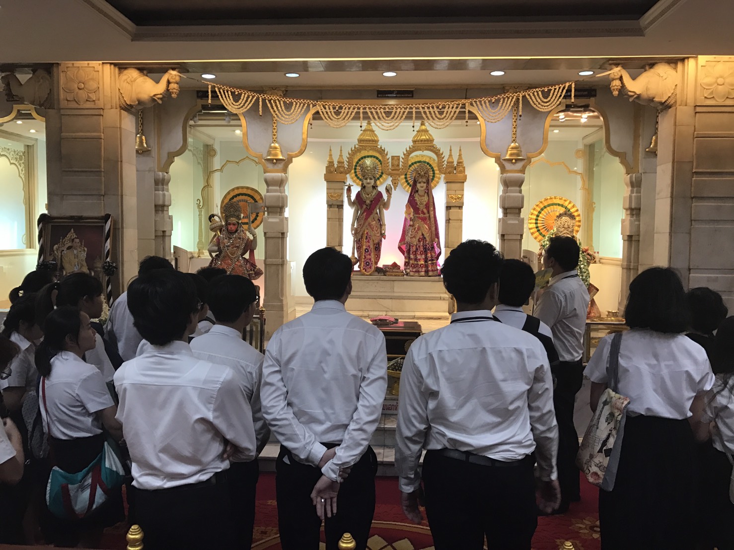 เรียนรู้อารยธรรมอินเดีย ณ วัดเทพมณเฑียร — 2 พฤษภาคม 2025 — สถาบันเทคโนโลยีจิตรลดา CDTI