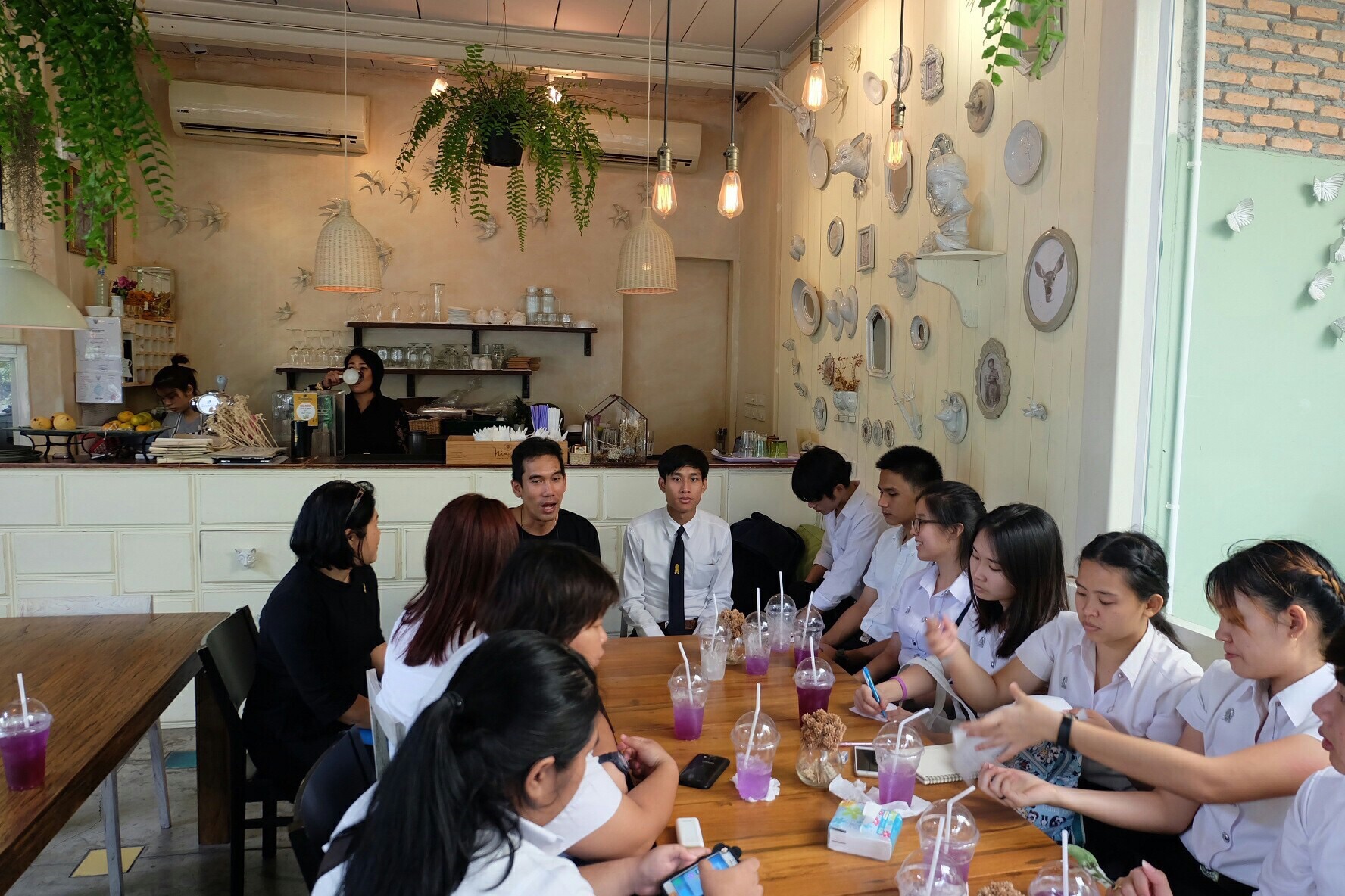 ศึกษาดูงานร้านอาหาร — 20 พฤษภาคม 2025 — สถาบันเทคโนโลยีจิตรลดา CDTI