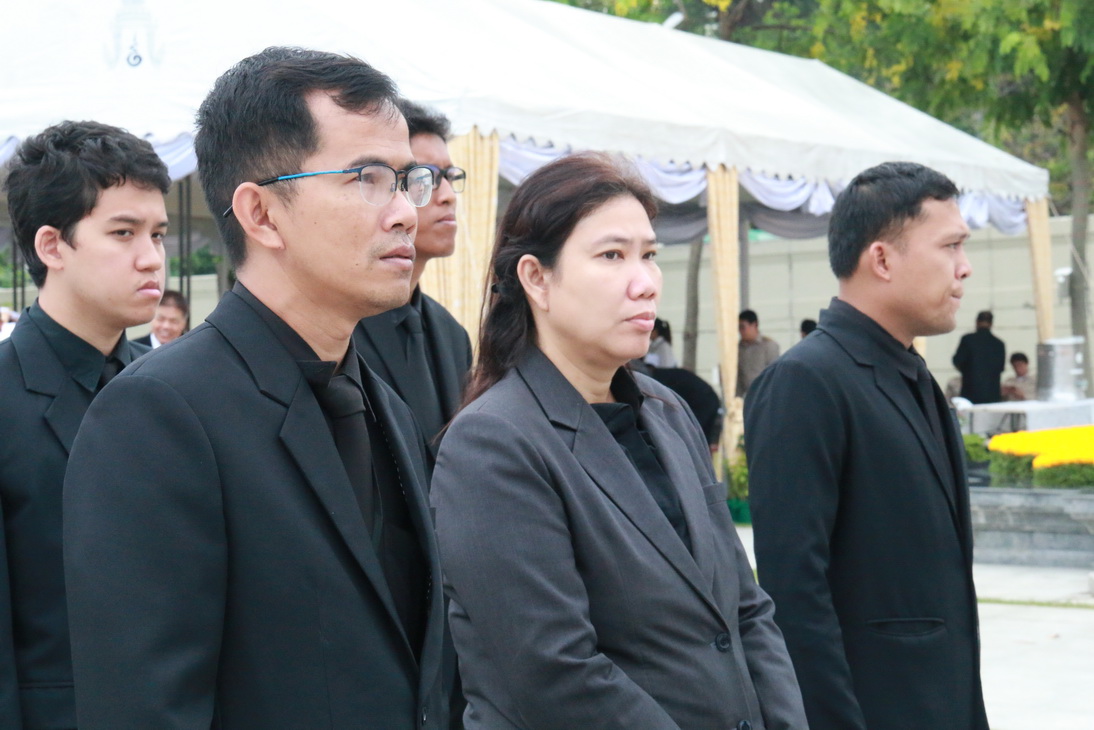 วางพานพุ่ม เนื่องในวันจักรี — 2 พฤษภาคม 2025 — สถาบันเทคโนโลยีจิตรลดา CDTI