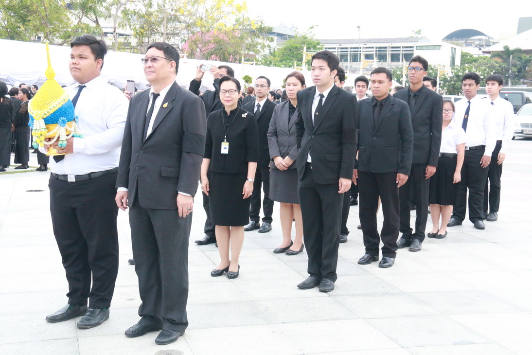 วางพานพุ่ม เนื่องในวันจักรี — 2 พฤษภาคม 2025 — สถาบันเทคโนโลยีจิตรลดา CDTI