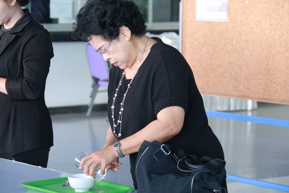 ร่วมทำบุญตักบาตร — 2 พฤษภาคม 2025 — สถาบันเทคโนโลยีจิตรลดา CDTI