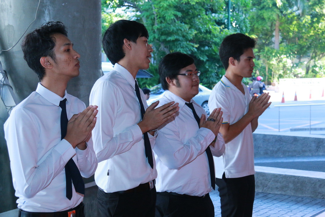 ร่วมทำบุญตักบาตร — 2 พฤษภาคม 2025 — สถาบันเทคโนโลยีจิตรลดา CDTI